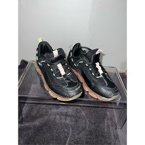 Link Girls' Crystal Dream Sneakers - black/pink (3.5Y)
